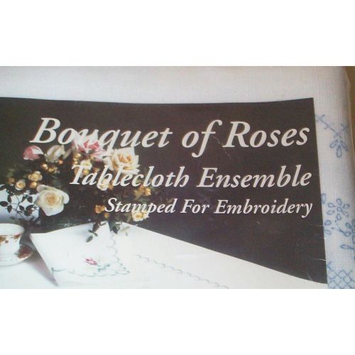 Tobin - Bouquet Of Roses Tablecloth - 50x70