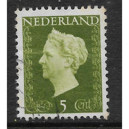 NETHERLANDS 1947 5c GREEN QUEEN WILHELMINA SG 640 FINE USED#2