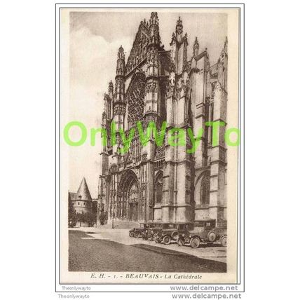 BEAUVAIS, LA CATHEDRALE, LE TRANSEPT ET LA ROSACE, FRANCE, c1920s?, Postcard