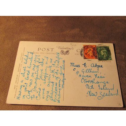 Valentines postcard - Ireland / Eire Greetings, Girl & Donkey - Artist / A1728