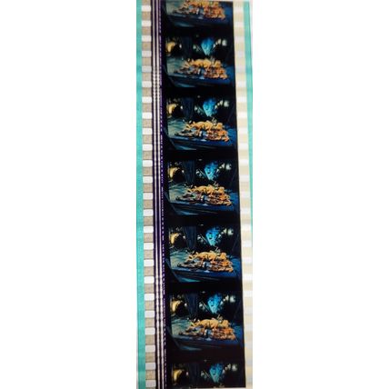 Pk DAU - B - MIX - F 0145o . - 1 STRIP OF 5 - 35MM FILM CELLS. ( )