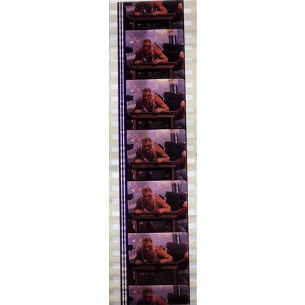 Pk GEB - B - MIX - d 092N . 1 STRIP OF 5 - 35MM FILM CELLS. ( )
