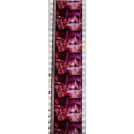 Pulp Fiction. Pk VXM - d084F. 1 STRIP OF 5 - 35MM FILM CELLS PK VXM