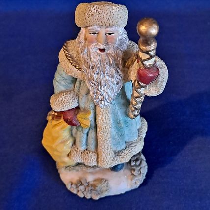 International Resourcing GRANDFATHER FROST Santa Russia FIGURINE 1993 Christmas
