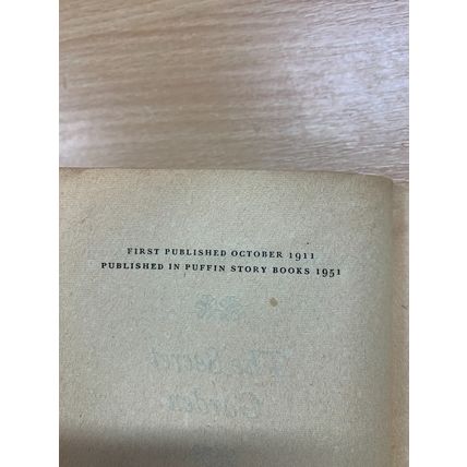 1951 FRANCES HODGSON BURNETT "THE SECRET GARDEN" PENGUIN FICTION PB BOOK (P2)