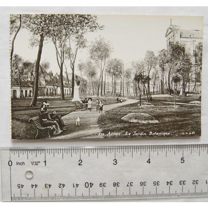 vintage postcard Arras, France - Le Jardin Botanique