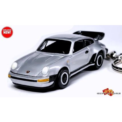 RARE KEYCHAIN SILVER PORSCHE 911 CARRERA TURBO GREAT GIFT & DESK DISPLAY
