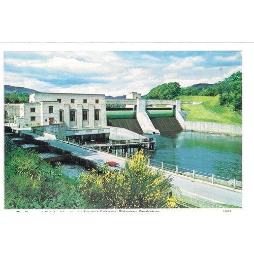 DAM & FISH LADDER, PITLOCHRY POWER STATION , SCOTLAND .unused vintage postcard =