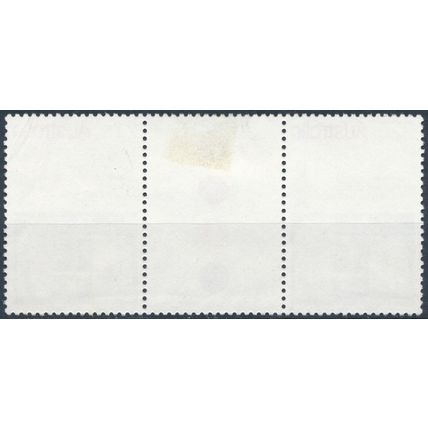 High Court Building: Traffic Light Gutter Pair - Australia 1980 - F H - SG 747