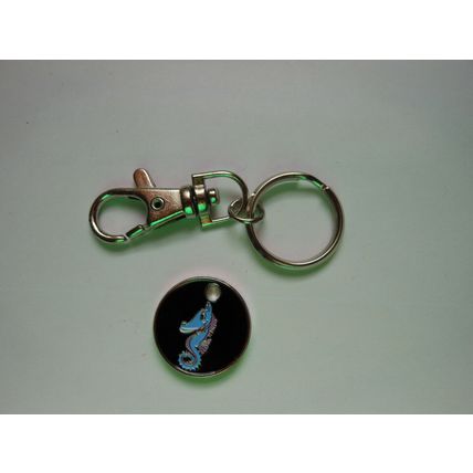 Trolley Coin Keyring Reusable One Pound Shopping Token Shape £1.00 coin