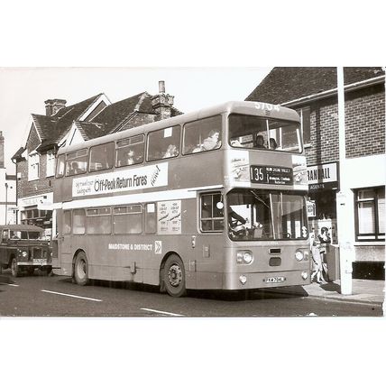 Black & White Photograph of Maidstone & District Motor Services Ltd. - FKM 704L