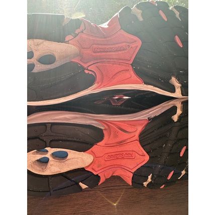 New Balance Womens 80 V2 WE80SS2 Black W/Pink Laces Running Shoes Sneakers Sz 9B