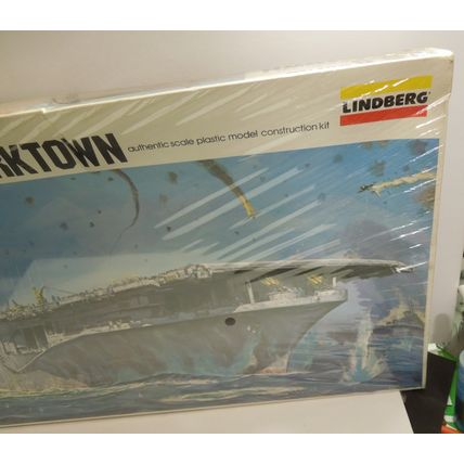 Sealed USS Yorktown 1:525 scale US Navy WWII Aircraft Carrier – Lindberg