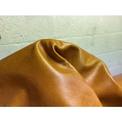 Italian Full Whole Leather Cow Hide Colour Biscotti Distressed Aniline