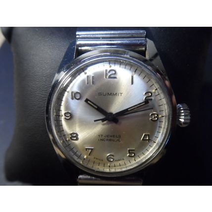 1960's Summit 17 Jewel Incabloc Gents Wrist Watch