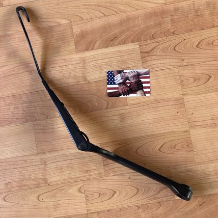 Volvo 9169314 Windshield Wiper Arm Left LH Driver Side S70 V70 C70 V70R