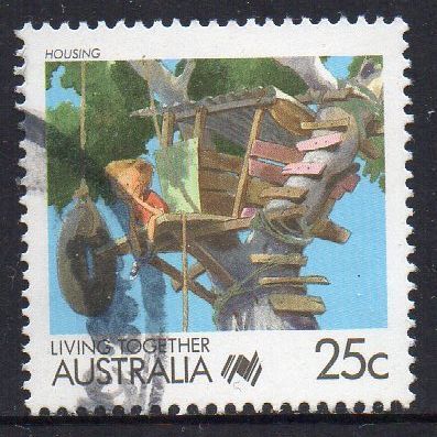 Australia 1988 Living Together - Housing 25c Used