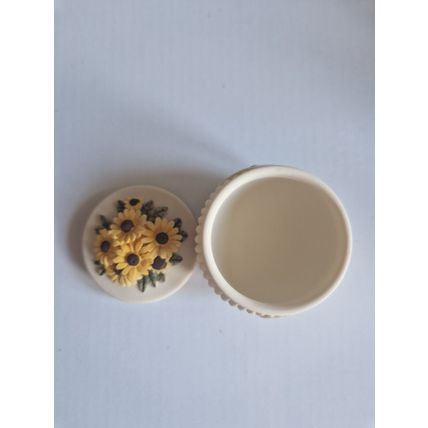 VINTAGE HANDCAST SUNFLOWER SOAPSTONE TRINCKET BOX 4.5CM