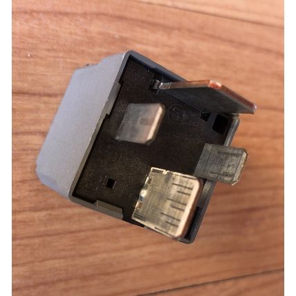 08-12 Land Rover LR2 Ford Transit 6G9T-14B192-EA Relay 4 Pin FoMoCo