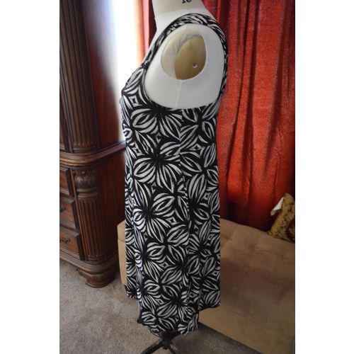 Alfani Black & White Sun Dress - Unworn