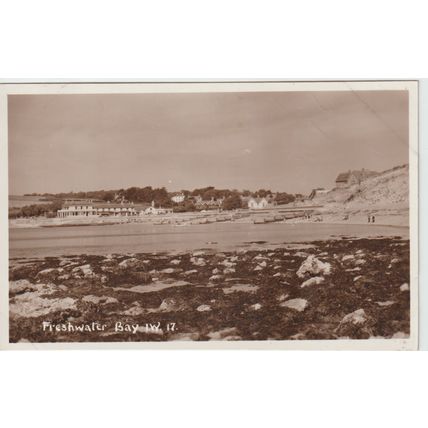 Freshwater Bay Isle Of Wight Postcard Oilette No 7101 (QIOW0347)