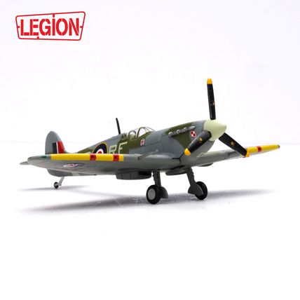 SPITFIRE MK.VB EN951 RF.D NO.303 SQN RAF - PANZERKAMPF 14618LC 1/72 - PRE ORDER