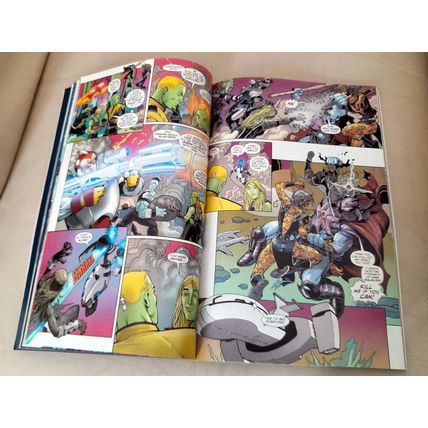 R.E.B.E.L.S. : Son and the Stars : DC Graphic Novel : Ex Library