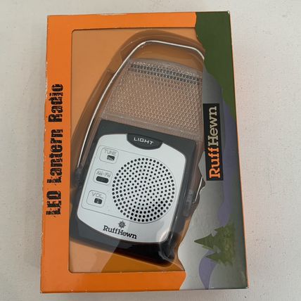LED Lantern Radio AM/FM W Flashlight Chrome Plated AAA Batteries Brand New Black