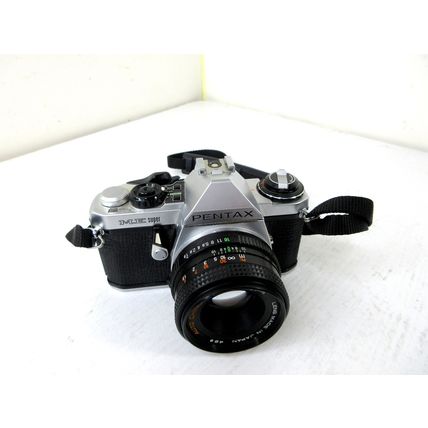 LOT of 2 Pentax ME Super 35mm SLR Cameras + Lens Minolta Bag AF200S Pentax Flash