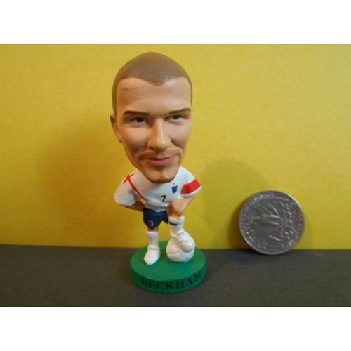 CORINTHIAN MICROSTARS SOCCERSTARZ DAVID BECKHAM FOOTBALL FIGURE,PR112,2005
