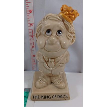 R & W Berries 1973 Figurine "The King of Dads" Made in USA #3137 good