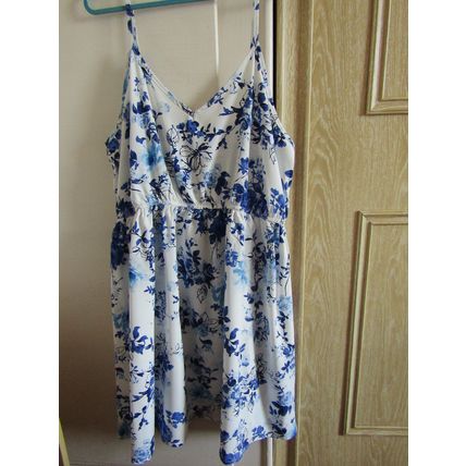 SHEIN CURVE blue/white floral sleeveless mini dress Size XL good condition