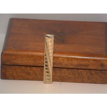 Pre-Owned Vintage Gold Tone 3 D Etched Tie Bar