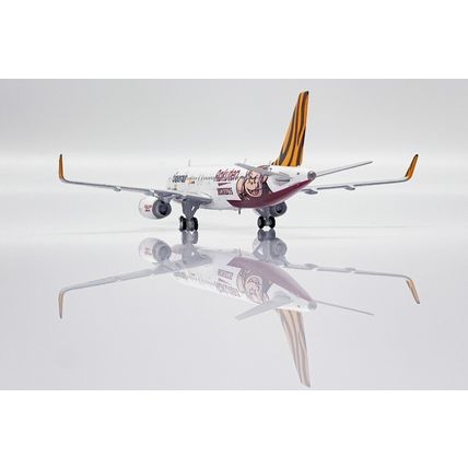JC WINGS JCEW4320015 1/400 TIGERAIR TAIWAN A320 REG: B-50006 WITH ANTENNA