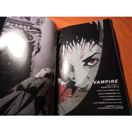 I, VAMPIRE Vol. 1 Tainted Love TPB! NM/M! Batman! Constantine! 2012! 15.00!!