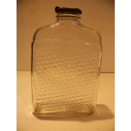 VINTAGE LAKE SHORE HONEY BOTTLE WITH NO DRIP METAL LID HONEYCOMB DESIGN
