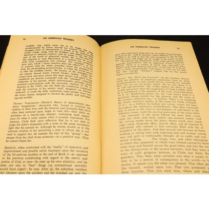 Theodore Dreiser’s An American Tragedy 1965 Monarch Notes Reference Book