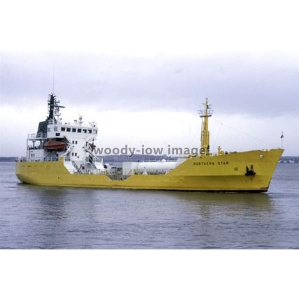 SQ0892 - UK Coastal Tanker - Northern Star , built 1980 - photograph 6x4