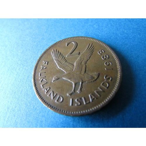 1983 QUEEN ELIZABETH II FALKLAND ISLANDS TWO PENCE FREE POST. AAX