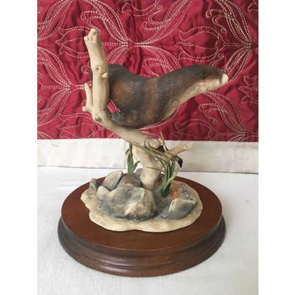 Border Fine Arts Otter and Trout WW5 Vintage 1989 by Elizabeth Waugh