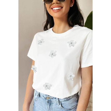White Flower Applique Round Neck T-shirt