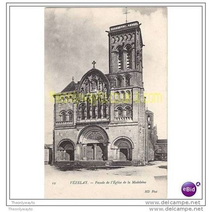 VEZELAY, FACADE DE L'EGLISE DE LA MADELEINE, FRANCE, Postcard