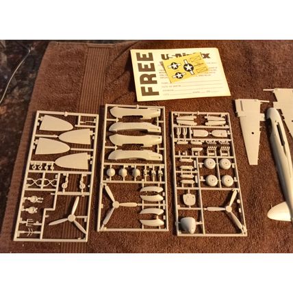 USairfix Mosquito 1:72 Scale Army Plane Complete Unassembled Model Kit 1979