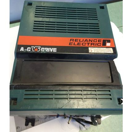 RELIANCE ELECTRIC AC VS DRIVE 1HP 1.7KVA 1AC2001,BY