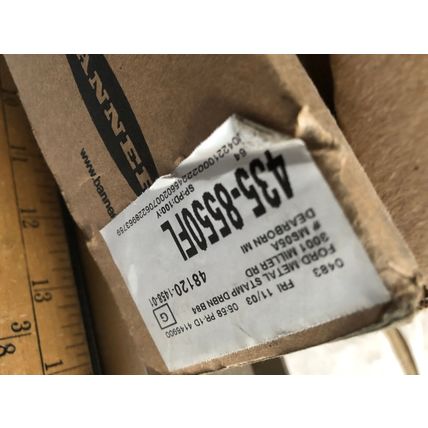 NEW BANNER WLC60CW640AQ HEAVY DUTY INDUSTRIAL LED LIGHT 86889,AC