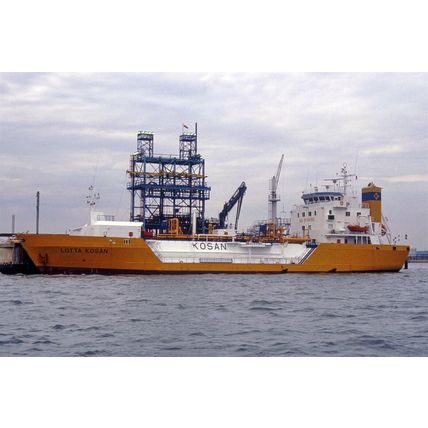 SQ2185 - Kosan Coastal Gas Tanker - Lotta Kosan - photograph 6x4