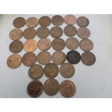 UK / GB - 30 - 1d (one penny) coins - dated 1967 #5