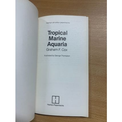 1980 "TROPICAL MARINE AQUARIA" ILLUSTRATED VINTAGE PAPERBACK BOOK (P2)