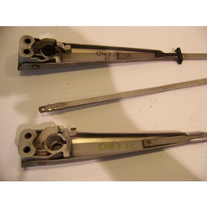 1971 CADILLAC WIPER ARMS OEM ELDORADO COUPE DE VILLE BROUGHAM