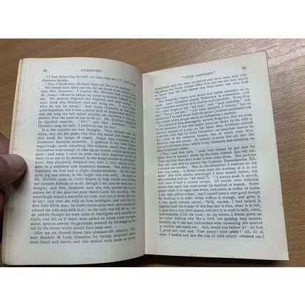 1890 MRS GASKELL "CRANFORD" FICTION ANTIQUE HARDBACK BOOK (P3)